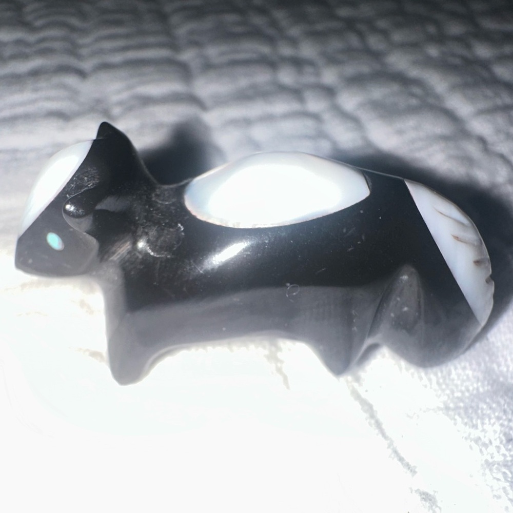 Handcrafted Tiny Skunk Zuni Fetish By Calvert Bowannie